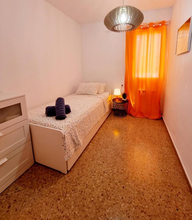 Lovely 4 Bed Flat Sagunto Exterior foto